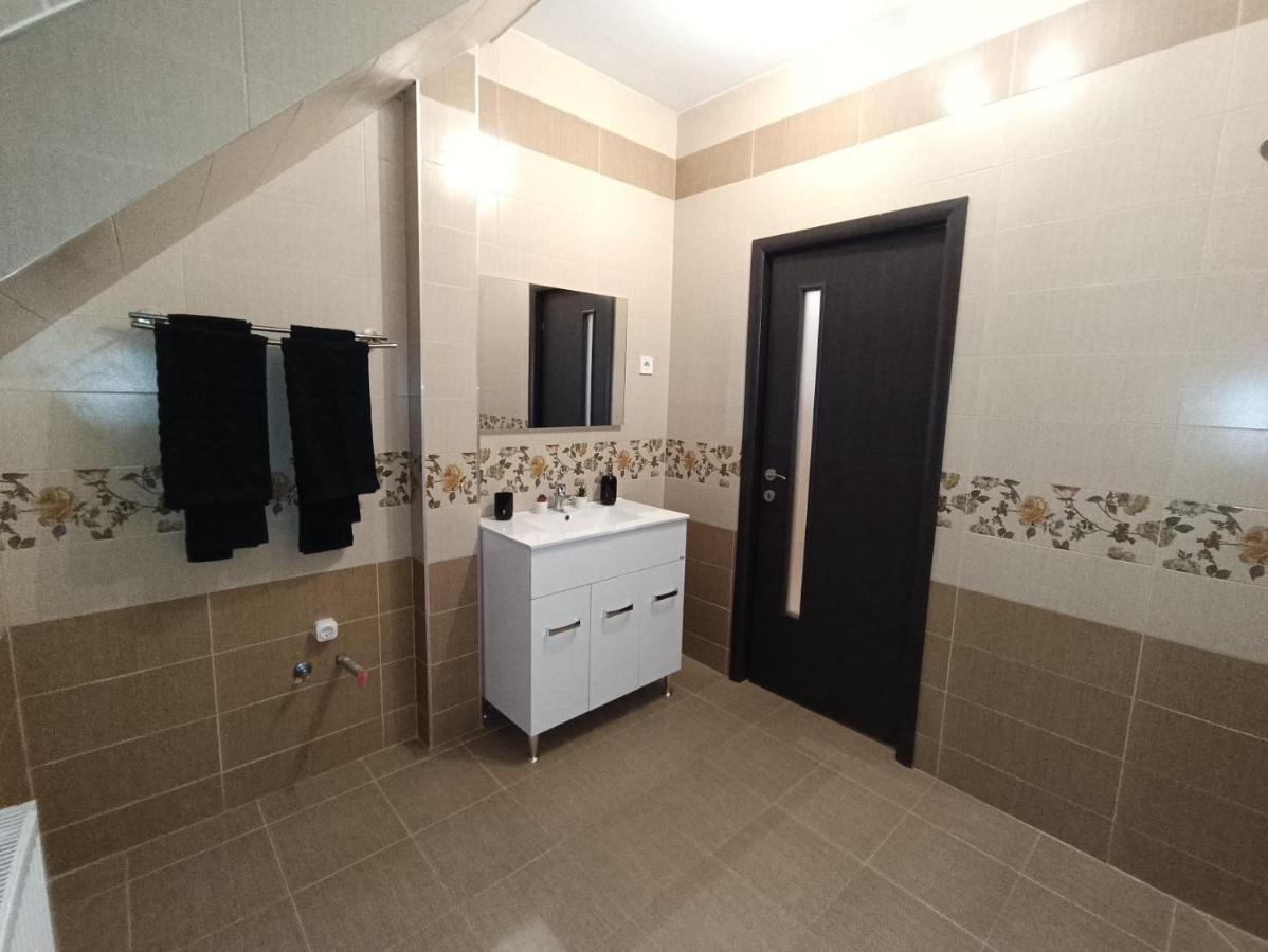 Moonlight Apartments סיביו מראה חיצוני תמונה