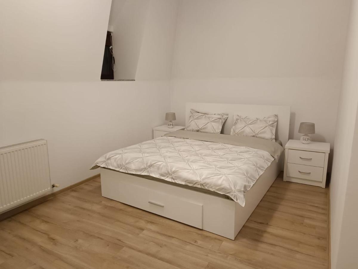 Moonlight Apartments סיביו מראה חיצוני תמונה